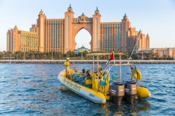The-Yellow-Boats-Dubai-004-Sightseeing-Tour-Atlantis-2016-2017